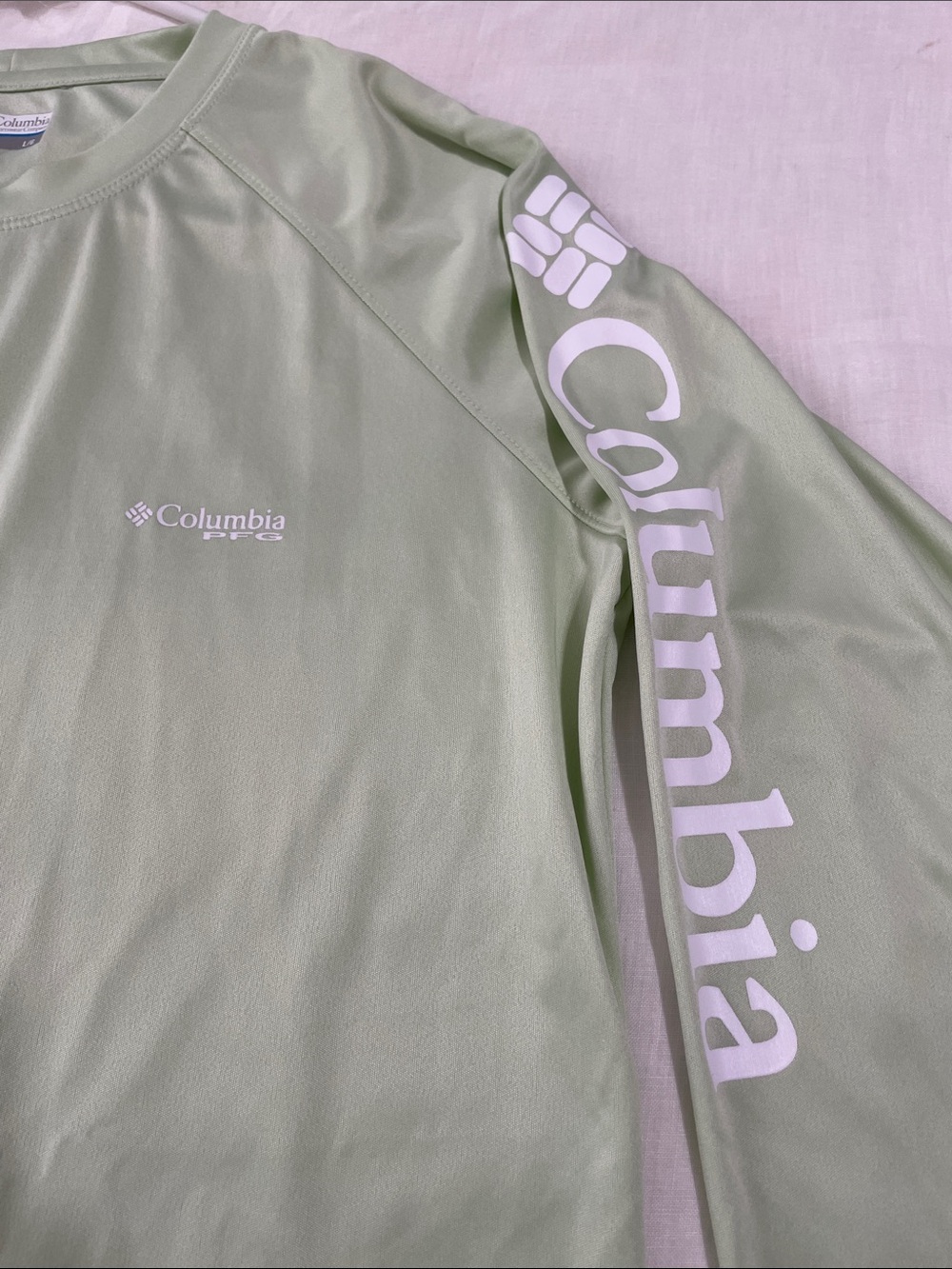 Columbia Sage Green Performance Long Sleeve Top - Picture 3 of 4